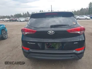 2018 Hyundai Tucson SE z VIN KM8J2CA47JU820390, wystawiony jako IAAI lot #42104349 z przebiegiem 11 725 mil mil oraz . Historia ofert i sprzedaży dostępna na DreamBid. Obrazek 16.