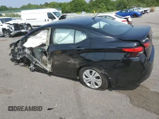 2024 Nissan Versa S z VIN 3N1CN8DV8RL927835, wystawiony jako Copart lot #59790805 z przebiegiem 9 015 mil mil oraz Szkoda całkowita • Salvage title. Historia ofert i sprzedaży dostępna na DreamBid. Obrazek 2.