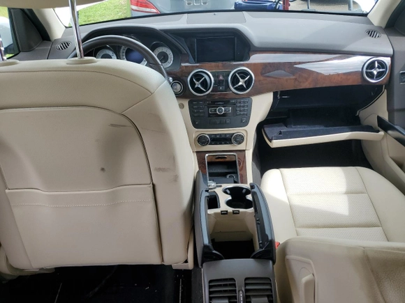 2015 Mercedes-Benz GLK 350 with VIN WDCGG5HB0FG397426, listed as a Copart auction lot 74234454 with Not Provided miles and Non Repairable. Bid and sale history available at DreamBid. Image 8.