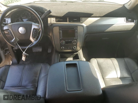 2007 Chevrolet Suburban LTZ with VIN 3GNFK16397G247722, listed as a Copart auction lot 57535675 with 160,571 mi miles and Clean title. Bid and sale history available at DreamBid. Image 8.