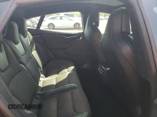 2018 Tesla Model S 75D with VIN 5YJSA1E22JF291142, listed as a Copart auction lot 65682055 with 126,212 mi miles and Salvage title. Bid and sale history available at DreamBid. Image 10.
