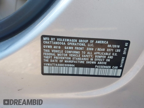 2017 Volkswagen Passat S z VIN 1VWAT7A30HC009964, wystawiony jako IAAI lot #42181146 z przebiegiem 118 855 mil mil oraz . Historia ofert i sprzedaży dostępna na DreamBid. Obrazek 9.
