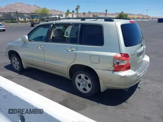 2003 Toyota Highlander z VIN JTEGD21A030060835, wystawiony jako IAAI lot #42203235 z przebiegiem 129 627 mil mil oraz . Historia ofert i sprzedaży dostępna na DreamBid. Obrazek 3.