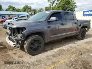 2018 Toyota Tundra 2WD SR5 with VIN 5TFEY5F18JX236948, listed as a Copart auction lot 60276914 with 127,110 mi miles and Salvage Title. Bid and sale history available at carsss.com. Image 1.