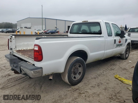 2008 Ford F-250 XL with VIN 1FTSX20558EB19852, listed as a Copart auction lot 42393595 with 213,258 mi miles and Clean title. Bid and sale history available at DreamBid. Image 3.