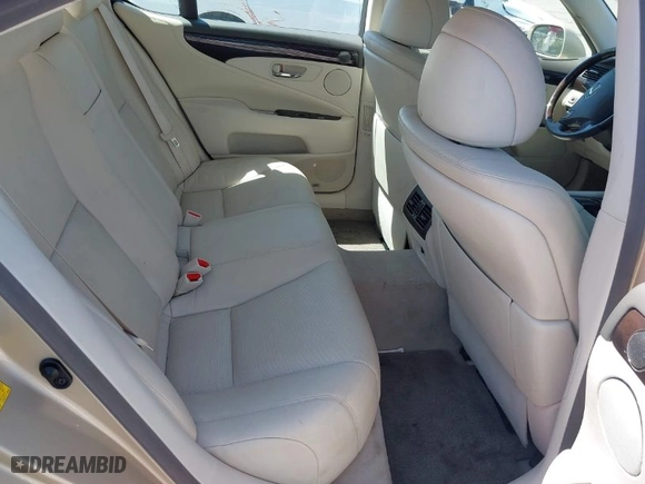 2007 Lexus LS 460 with VIN JTHBL46F875040163, listed as a IAAI auction lot 42002411 with 145,247 mi miles. Bid and sale history available at carsss.com. Image 8.