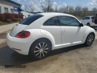 2013 Volkswagen Beetle 2.5L with VIN 3VWJP7ATXDM662072, listed as a Copart auction lot 52197655 with 86,725 mi miles and Non Repairable. Bid and sale history available at DreamBid. Image 3.