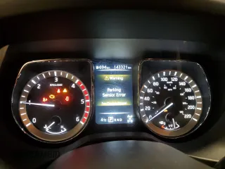 2016 Nissan Titan XD Platinum Reserve with VIN 1N6BA1F44GN503112, listed as a Copart auction lot 81138394 with 143,321 mi miles and Salvage Title. Bid and sale history available at carsss.com. Image 9.