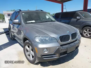 2008 BMW X5 3.0si with VIN 5UXFE43508L027721, listed as a IAAI auction lot 41893916 with 111,634 mi miles. Bid and sale history available at carsss.com. Image 1.