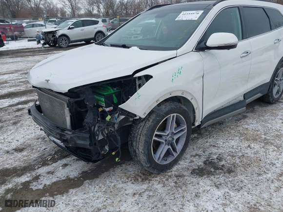 2017 Hyundai Santa Fe Limited Ultimate with VIN KM8SRDHF8HU207282, listed as a IAAI auction lot 41555970 with 120,456 mi miles. Bid and sale history available at carsss.com. Image 6.
