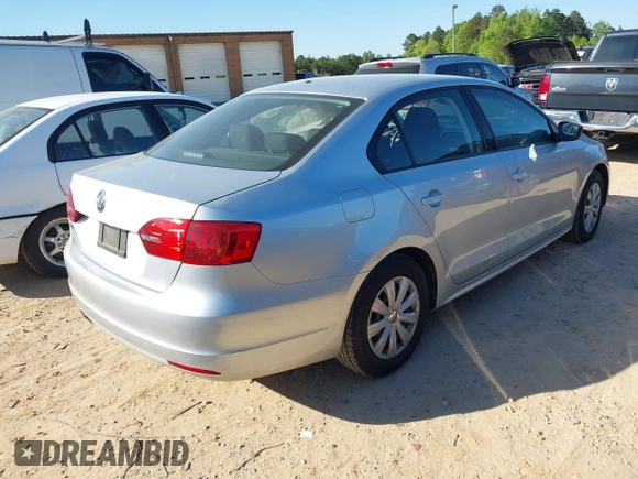 2014 Volkswagen Jetta Sedan S with VIN 3VW2K7AJ4EM208158, listed as a IAAI auction lot 42037477 with 156,483 mi miles. Bid and sale history available at carsss.com. Image 4.