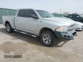 2014 Ram 1500 Big Horn z VIN 1C6RR7TM8ES269452, wystawiony jako IAAI lot #41766755 z przebiegiem 218 363 mil mil oraz . Historia ofert i sprzedaży dostępna na DreamBid. Obrazek 1.