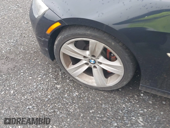 2008 BMW 3 Series 335i with VIN WBAWL73568PX58250, listed as a IAAI auction lot 42174590 with 173,527 mi miles and . Bid and sale history available at carsss.com. Image 6.