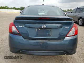2017 Nissan Versa SV z VIN 3N1CN7AP1HL907280, wystawiony jako Copart lot #59500775 z przebiegiem 95 117 mil mil oraz Szkoda całkowita • Salvage title. Historia ofert i sprzedaży dostępna na DreamBid. Obrazek 6.