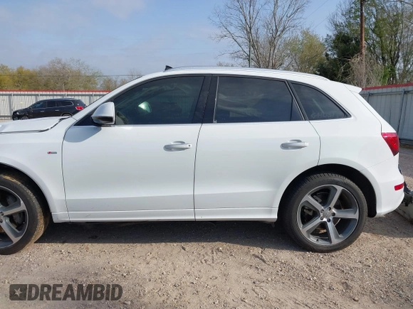 2015 Audi Q5 Premium Plus с VIN WA1DGAFP1FA090411, выставлен на аукционе IAAI как лот 41776189 с пробегом 117 080 миль миль и . История ставок и продаж доступна на DreamBid. Изображение 15.