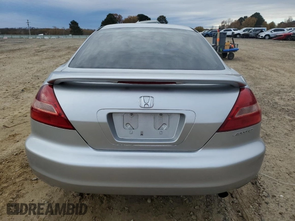 2005 Honda Accord EX z VIN 1HGCM72725A008687, wystawiony jako Copart lot #81964714 z przebiegiem 250 831 mil mil oraz Czysty tytuł • Clean title. Historia ofert i sprzedaży dostępna na DreamBid. Obrazek 6.
