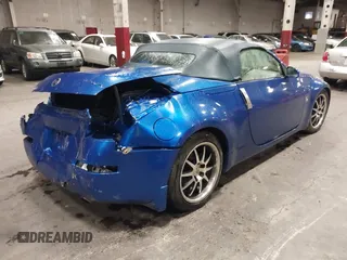 2005 Nissan 350Z Touring z VIN JN1AZ36A95M753704, wystawiony jako IAAI lot #41226946 z przebiegiem 94 351 mil mil oraz . Historia ofert i sprzedaży dostępna na DreamBid. Obrazek 4.