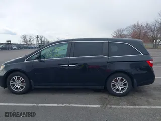 2012 Honda Odyssey EX with VIN 5FNRL5H47CB105451, listed as a IAAI auction lot 41872967 with 295,947 mi miles. Bid and sale history available at carsss.com. Image 13.