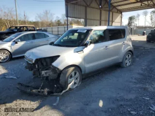 2018 Kia Soul with VIN KNDJN2A24J7511494, listed as a Copart auction lot 43059085 with 109,973 mi miles and Salvage Title. Bid and sale history available at carsss.com. Image 1.