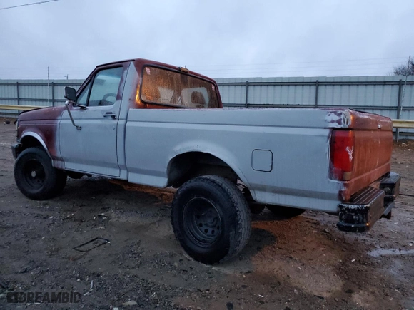 1993 Ford Pickup with VIN 1FTEF14Y8PNA72930, listed as a Copart auction lot 83403404 with 185,178 mi miles and Salvage Title. Bid and sale history available at carsss.com. Image 2.