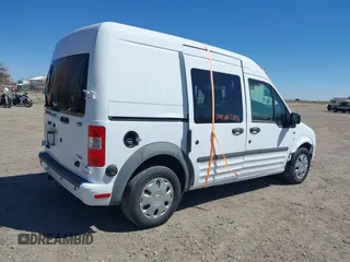 2013 Ford Transit Connect XLT с VIN NM0LS6BN5DT148844, выставлен на аукционе IAAI как лот 41991571 с пробегом 143 780 миль миль и . История ставок и продаж доступна на DreamBid. Изображение 4.