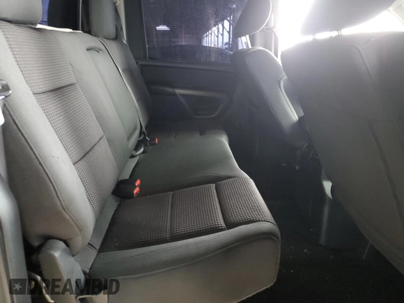 2015 Nissan Titan SL with VIN 1N6AA0ED1FN503994, listed as a Copart auction lot 39525224 with 104,353 mi miles and Salvage Title. Bid and sale history available at DreamBid. Image 10.