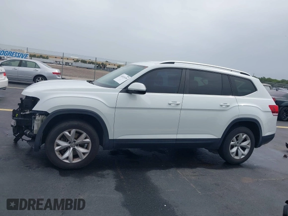 2018 Volkswagen Atlas S z VIN 1V2AP2CA7JC599090, wystawiony jako IAAI lot #42419230 z przebiegiem 81 176 mil mil oraz . Historia ofert i sprzedaży dostępna na DreamBid. Obrazek 15.