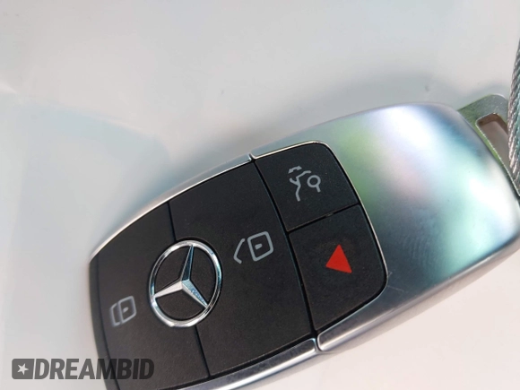 2025 Mercedes-Benz GLS 450 z VIN 4JGFF5KE5SB277759, wystawiony jako IAAI lot #42261982 z przebiegiem 7 113 mil mil oraz . Historia ofert i sprzedaży dostępna na DreamBid. Obrazek 11.