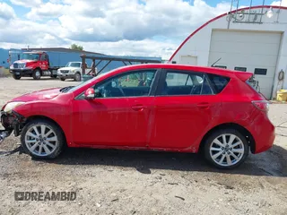 2010 Mazda 3 S Sport z VIN JM1BL1H62A1201506, wystawiony jako IAAI lot #41674217 z przebiegiem 143 821 mil mil oraz . Historia ofert i sprzedaży dostępna na DreamBid. Obrazek 15.