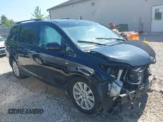 2017 Toyota Sienna XLE with VIN 5TDDZ3DC6HS147557, listed as a IAAI auction lot 39851503 with 141,719 mi miles and . Bid and sale history available at DreamBid. Image 1.