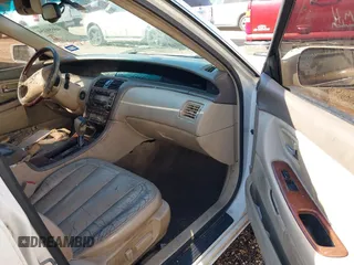 2004 Toyota Avalon XL with VIN 4T1BF28B14U370490, listed as a IAAI auction lot 40684154 with 251,101 mi miles and . Bid and sale history available at DreamBid. Image 5.