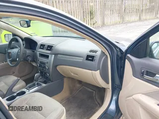 2012 Ford Fusion SE with VIN 3FAHP0HA5CR264255, listed as a IAAI auction lot 42649304 with 127,463 mi miles and . Bid and sale history available at DreamBid. Image 5.