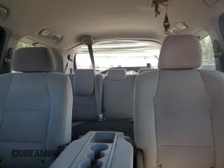 2013 Honda Odyssey EX z VIN 5FNRL5H43DB016008, wystawiony jako Copart lot #48776965 z przebiegiem 231 655 mil mil oraz Nie do naprawy • Non repairable. Historia ofert i sprzedaży dostępna na DreamBid. Obrazek 10.