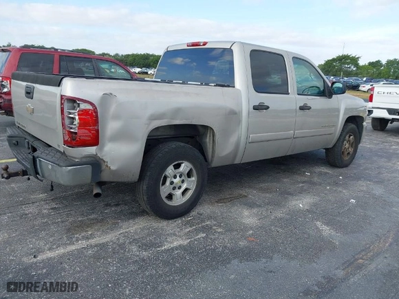 2008 Chevrolet Silverado 1500 LTZ with VIN 3GCEC13J28G138640, listed as a IAAI auction lot 42094031 with 246,804 mi miles. Bid and sale history available at carsss.com. Image 4.