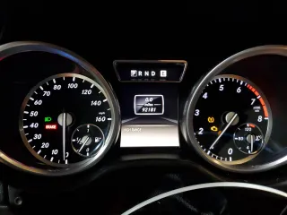 2013 Mercedes-Benz G-Class G 550 with VIN WDCYC3HF2DX212197, listed as a Copart auction lot 76343804 with 92,181 mi miles and Salvage Title. Bid and sale history available at carsss.com. Image 9.