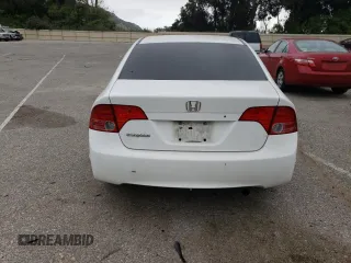 2006 Honda Civic z VIN 1HGFA16236L138730, wystawiony jako Copart lot #55713124 z przebiegiem 260 169 mil mil oraz Czysty tytuł • Clean title. Historia ofert i sprzedaży dostępna na DreamBid. Obrazek 6.