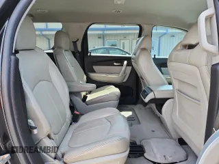 2012 GMC Acadia SLT1 z VIN 1GKKVRED3CJ347710, wystawiony jako Copart lot #61126105 z przebiegiem 157 322 mil mil oraz Czysty tytuł • Clean title. Historia ofert i sprzedaży dostępna na DreamBid. Obrazek 11.