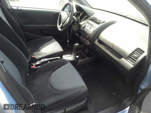 2008 Honda Fit Sport with VIN JHMGD38638S003972, listed as a IAAI auction lot 41827599 with 135,843 mi miles. Bid and sale history available at carsss.com. Image 5.
