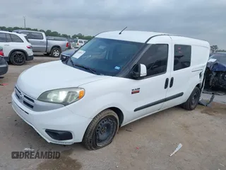 2016 Ram ProMaster City Cargo Tradesman SLT z VIN ZFBERFBT9G6C61839, wystawiony jako IAAI lot #42528937 z przebiegiem 137 729 mil mil oraz . Historia ofert i sprzedaży dostępna na DreamBid. Obrazek 2.