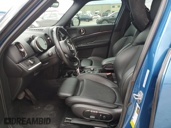 2018 MINI Countryman Cooper S with VIN WMZYT3C30J3E00533, listed as a Copart auction lot 70976664 with 39,469 mi miles and Salvage Title. Bid and sale history available at carsss.com. Image 7.