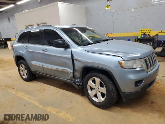 2013 Jeep Grand Cherokee Limited with VIN 1C4RJEBT1DC569954, listed as a Copart auction lot 41798135 with 122,336 mi miles and Salvage Title. Bid and sale history available at carsss.com. Image 4.