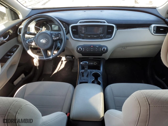 2016 Kia Sorento LX with VIN 5XYPGDA52GG069529, listed as a Copart auction lot 81530694 with 136,190 mi miles and Salvage Title. Bid and sale history available at carsss.com. Image 8.
