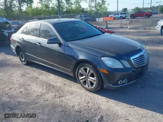 2011 Mercedes-Benz E-Class E 350 Luxury with VIN WDDHF5GB2BA459765, listed as a IAAI auction lot 41952686 with NaN miles. Bid and sale history available at carsss.com. Image 1.