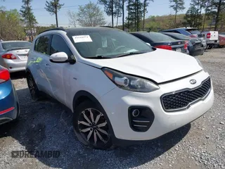 2018 Kia Sportage EX with VIN KNDPNCACXJ7321157, listed as a IAAI auction lot 41918274 with 157,813 mi miles and . Bid and sale history available at carsss.com. Image 1.