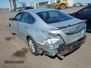 2014 Nissan Altima 2.5 S with VIN 1N4AL3AP0EC281303, listed as a IAAI auction lot 41995362 with 92,473 mi miles. Bid and sale history available at carsss.com. Image 3.