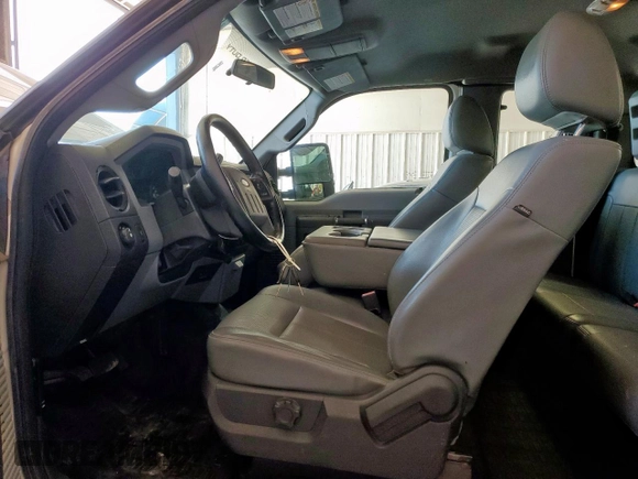 2013 Ford F-250 XL with VIN 1FT7X2B67DEA09021, listed as a Copart auction lot 59056545 with 294,875 mi miles and Clean title. Bid and sale history available at DreamBid. Image 7.