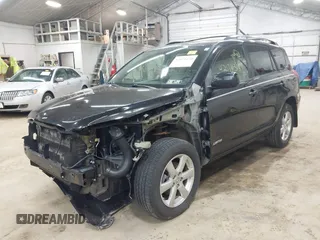 2007 Toyota RAV4 Limited with VIN JTMBK31V176026631, listed as a IAAI auction lot 42071134 with 140,639 mi miles. Bid and sale history available at carsss.com. Image 2.