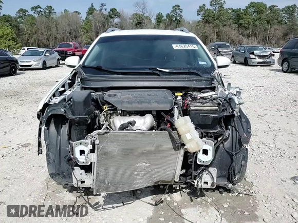 2019 Jeep Cherokee Latitude with VIN 1C4PJLCBXKD344585, listed as a Copart auction lot 44620415 with 91,076 mi miles and Salvage Title. Bid and sale history available at carsss.com. Image 15.