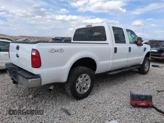 2010 Ford F-250 XL with VIN 1FTSW2B55AEA11379, listed as a Copart auction lot 62398055 with 155,397 mi miles and Salvage title. Bid and sale history available at DreamBid. Image 3.