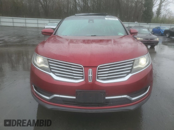 2016 Lincoln MKX Select z VIN 2LMTJ8KR1GBL36642, wystawiony jako Copart lot #52174735 z przebiegiem 107 827 mil mil oraz Szkoda całkowita • Salvage title. Historia ofert i sprzedaży dostępna na DreamBid. Obrazek 5.